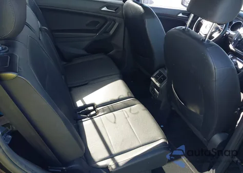 2020 Volkswagen Tiguan 2.0T Se/2.0T Se R-Line Black/2.0T Sel from USA, damaged, VIN 3VV3B7AX8LM081733